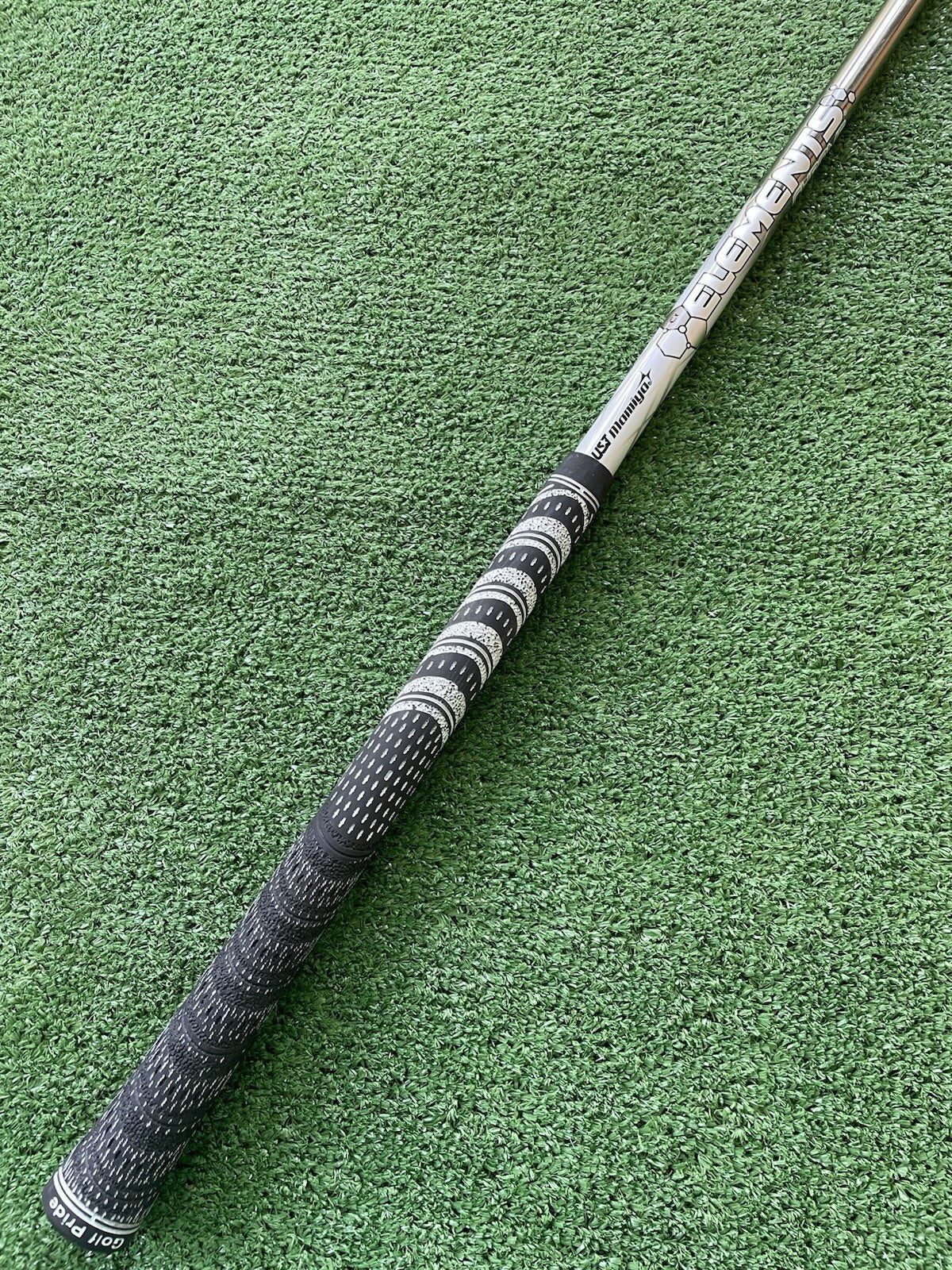 Taylormade Driver Shaft Elements Chrome 6F4T Stiff Flex 42.5"