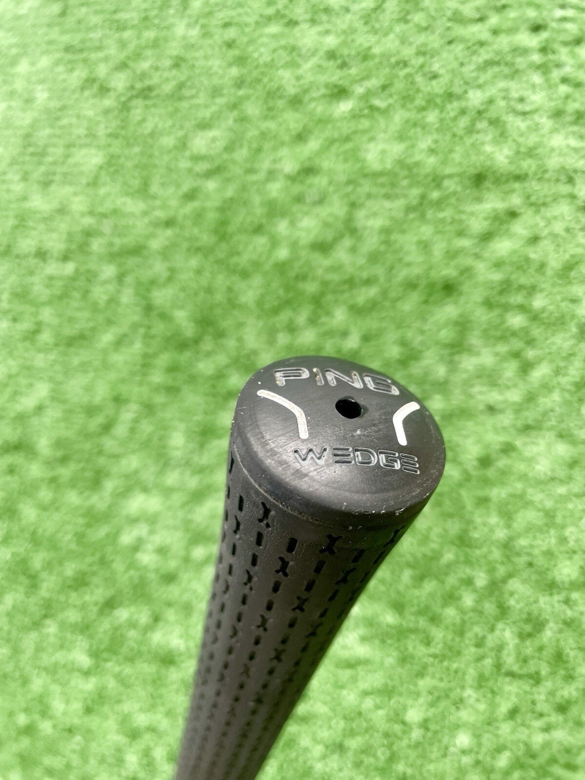 Ping ChipR Wedge 38.5 Loft 8 Bounce Wedge Flex Right Handed Mens Golf Club