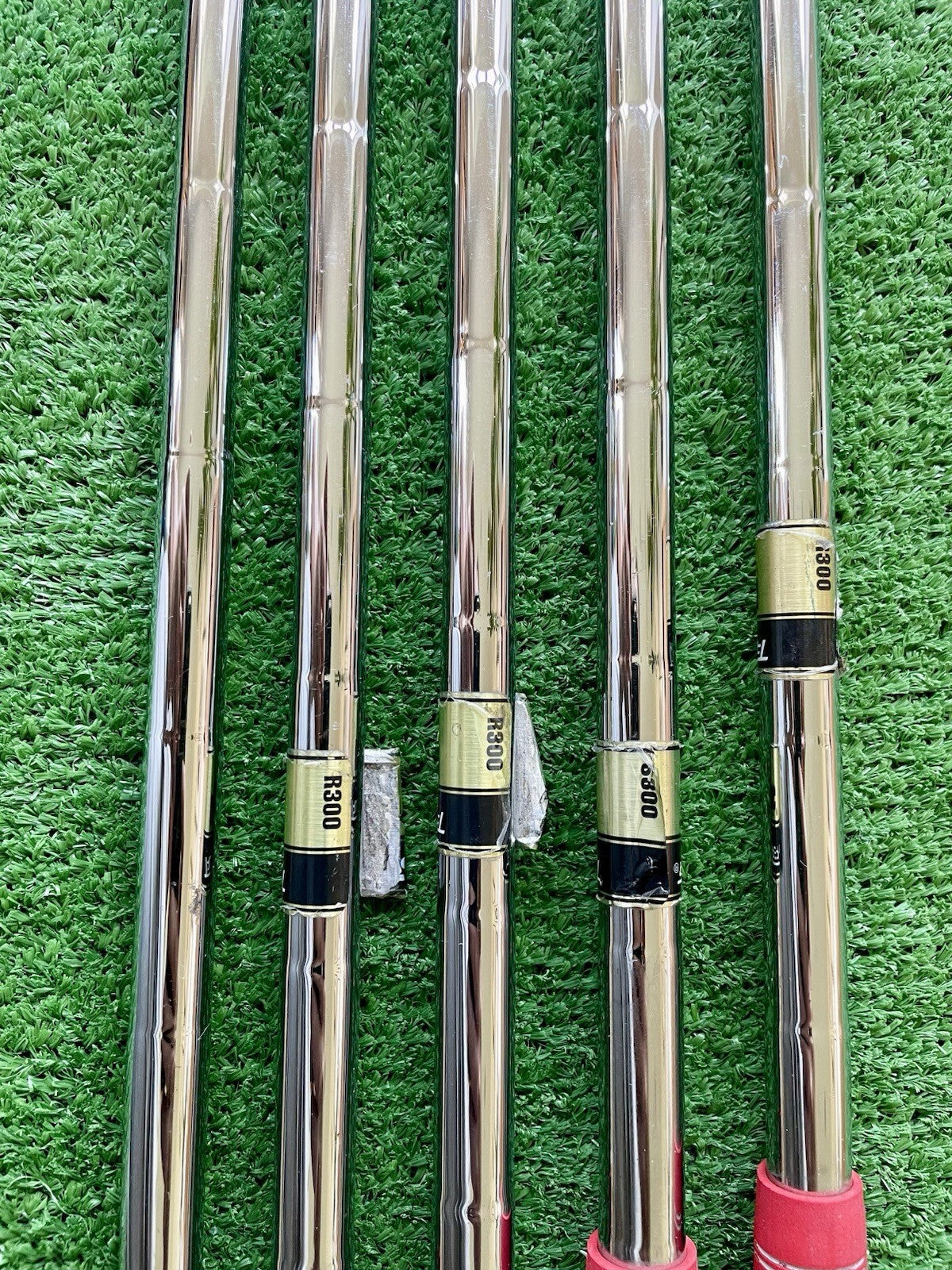 Taylormade MP52 Irons 5i-9i Regular Flex Right Handed Mens Golf Clubs