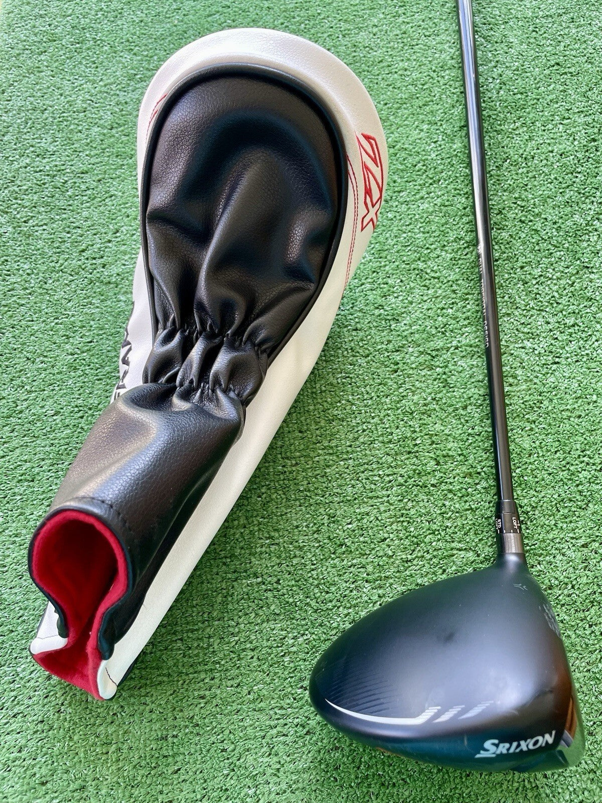 Srixon ZXi7 Driver 9.5 Degree Regular Flex Right Handed Mens Golf Club