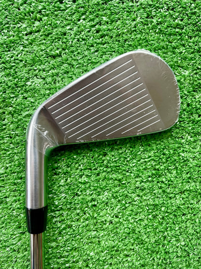 Titliest T200 Irons 5-PW Regular Flex Right Handed Mens Golf Clubs