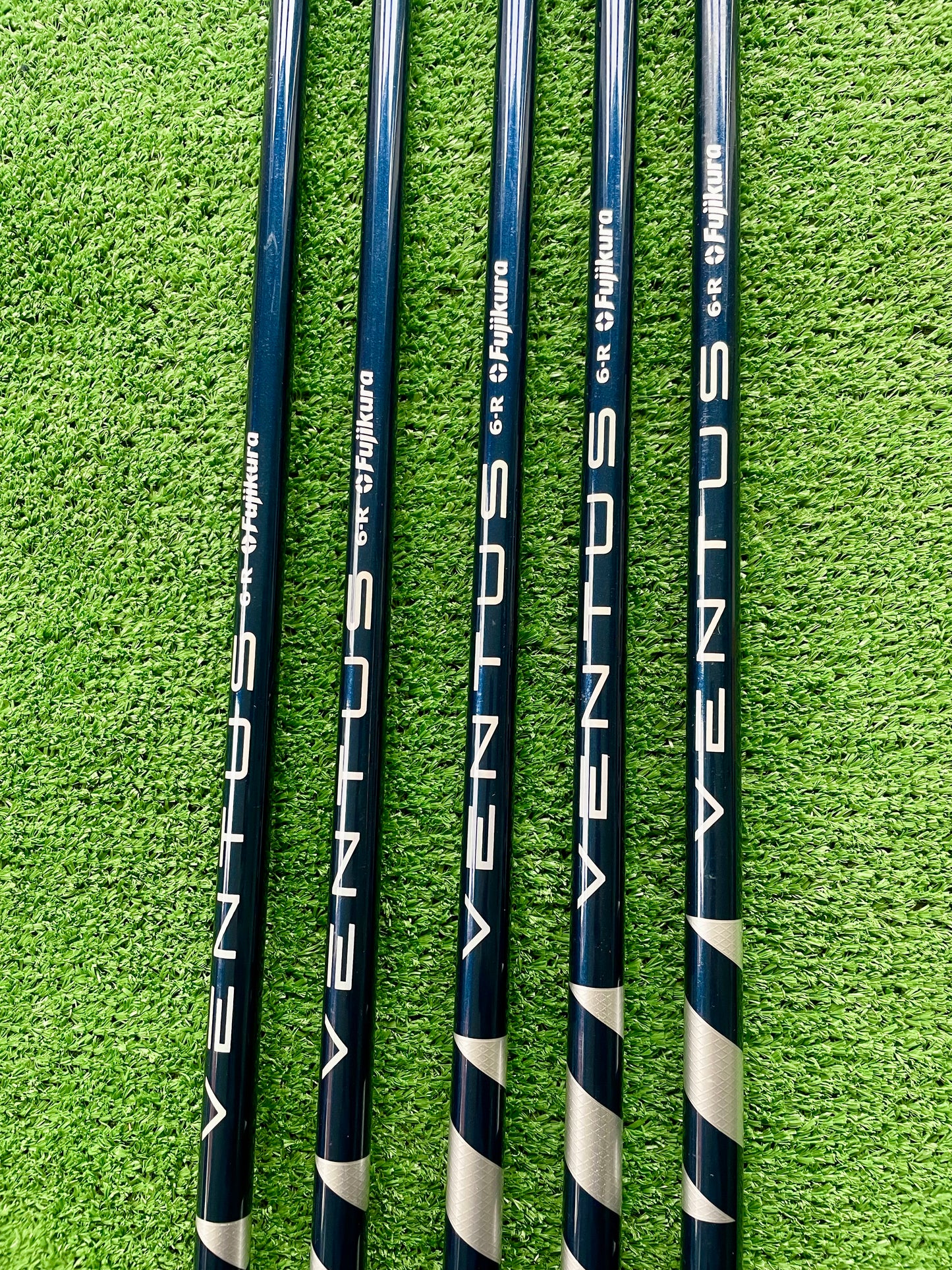 Taylormade Sim 2 Max Irons 5-PW (Missing 7i) Regular Flex Graphite Right Handed Mens Golf Clubs