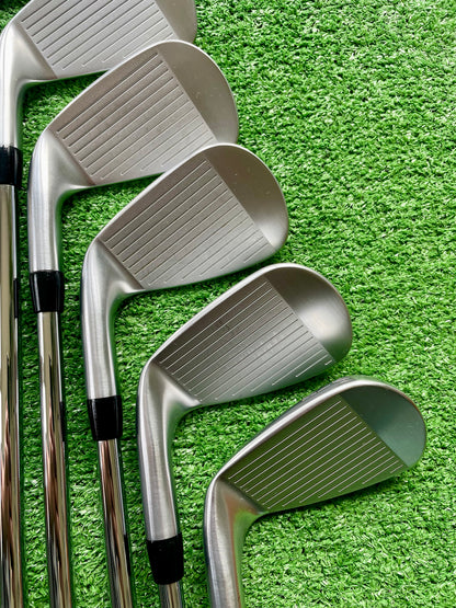 Titleist T100 / T150 Combo Irons 4-PW Extra Stiff Flex Flex Right Handed Mens Golf Clubs