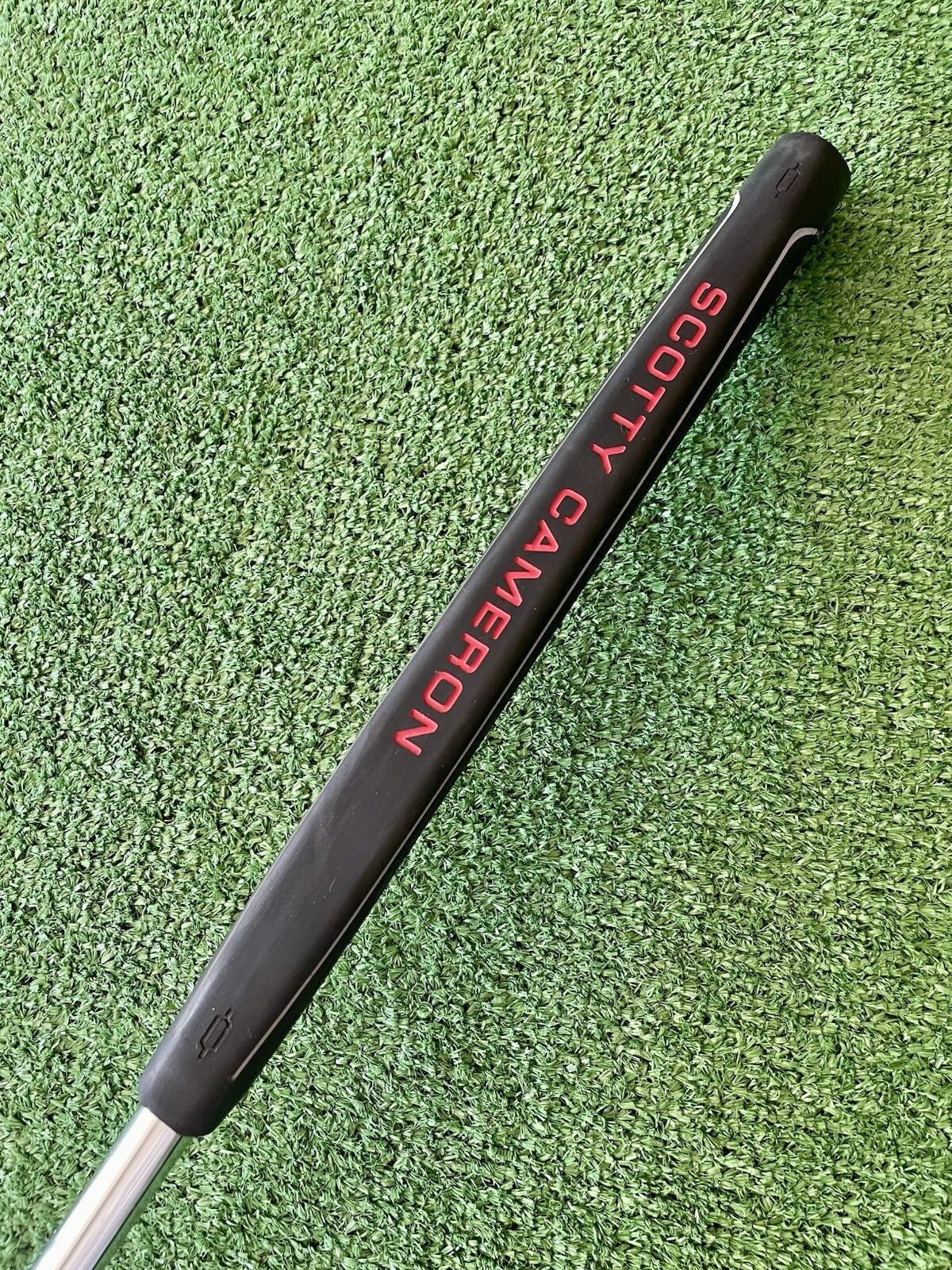 Scotty Cameron Studio Style Newport + Putter 34” Right Handed Mens Golf Club