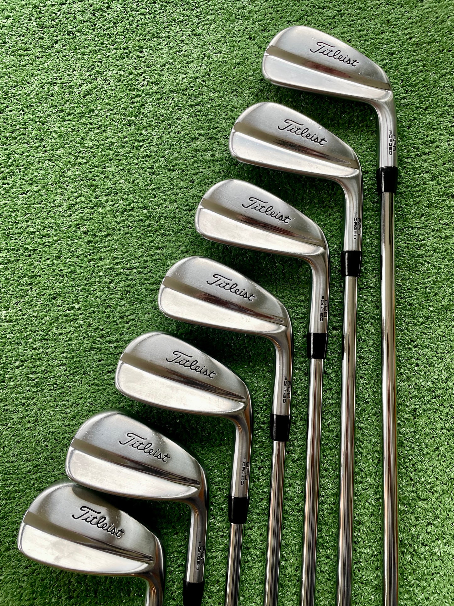 Titleist 620 Forged Irons 4-PW Regular Flex Right Handed Mens Golf Clubs