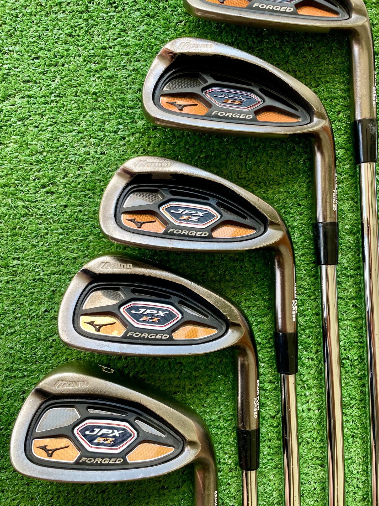 Mizuno EZ Forged Irons 4-PW Stiff Flex Right Handed Mens Golf Clubs