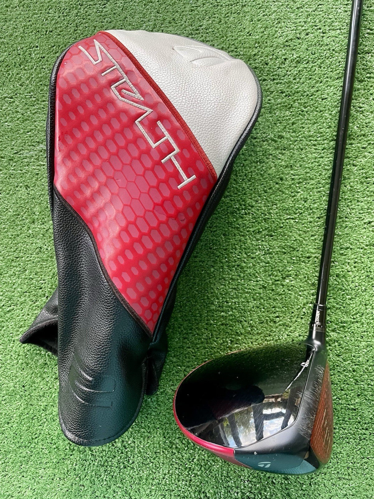 Taylormade Stealth 2 Driver 10.5 Degree Stiff Flex Right Handed Mens Golf Club