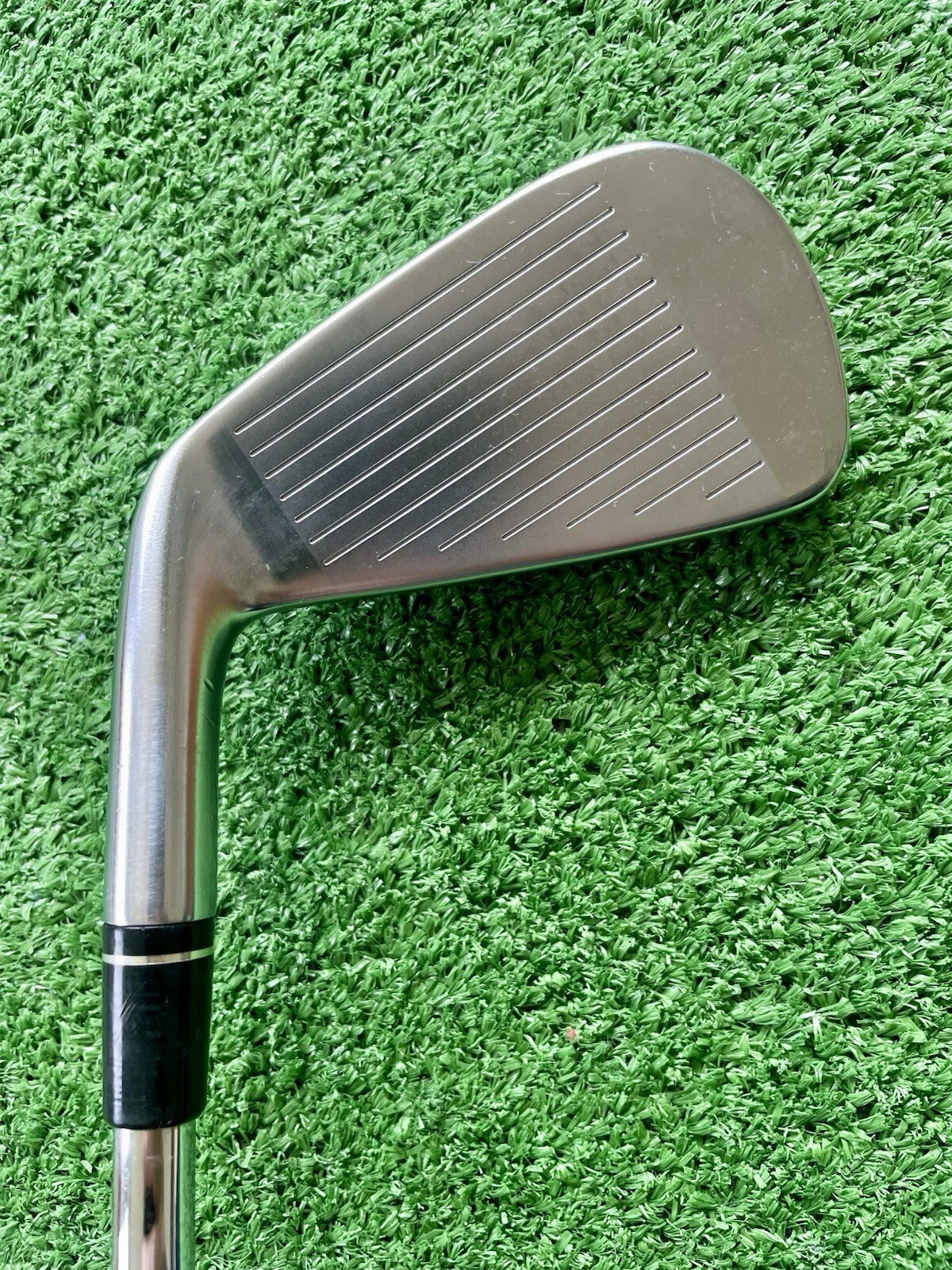 Taylormade P790 4 Iron Regular Flex Right Handed Mens Golf Club