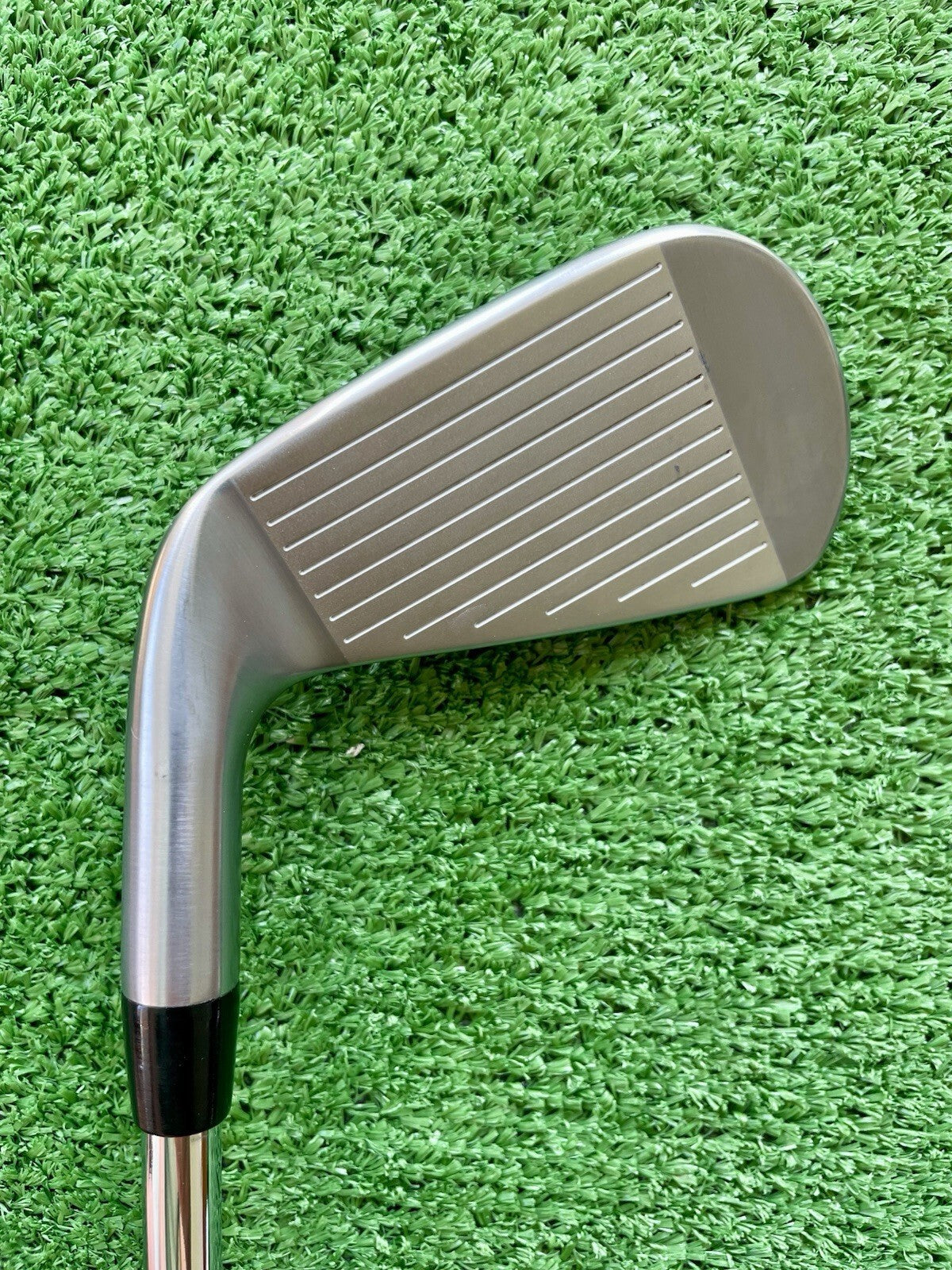 Titleist T100 Irons Current Model 4-PW Stiff Flex Right Handed Mens Golf Clubs