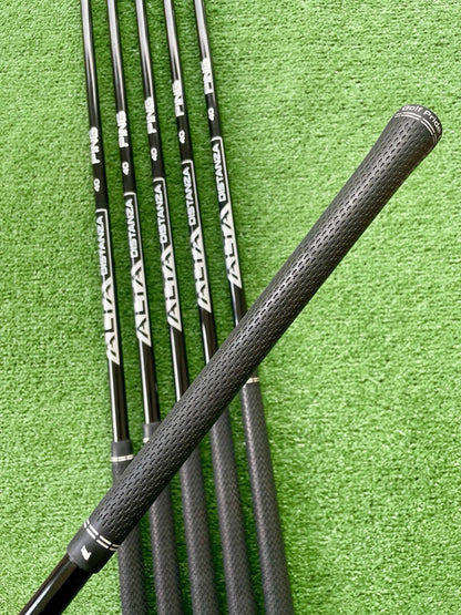 Ping i525 Forged Irons 6-PW+GW Senior Flex Graphite Right Hand Mens Golf Clubs