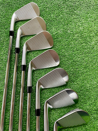 Titleist 620 Forged Irons 4-PW Regular Flex Right Handed Mens Golf Clubs