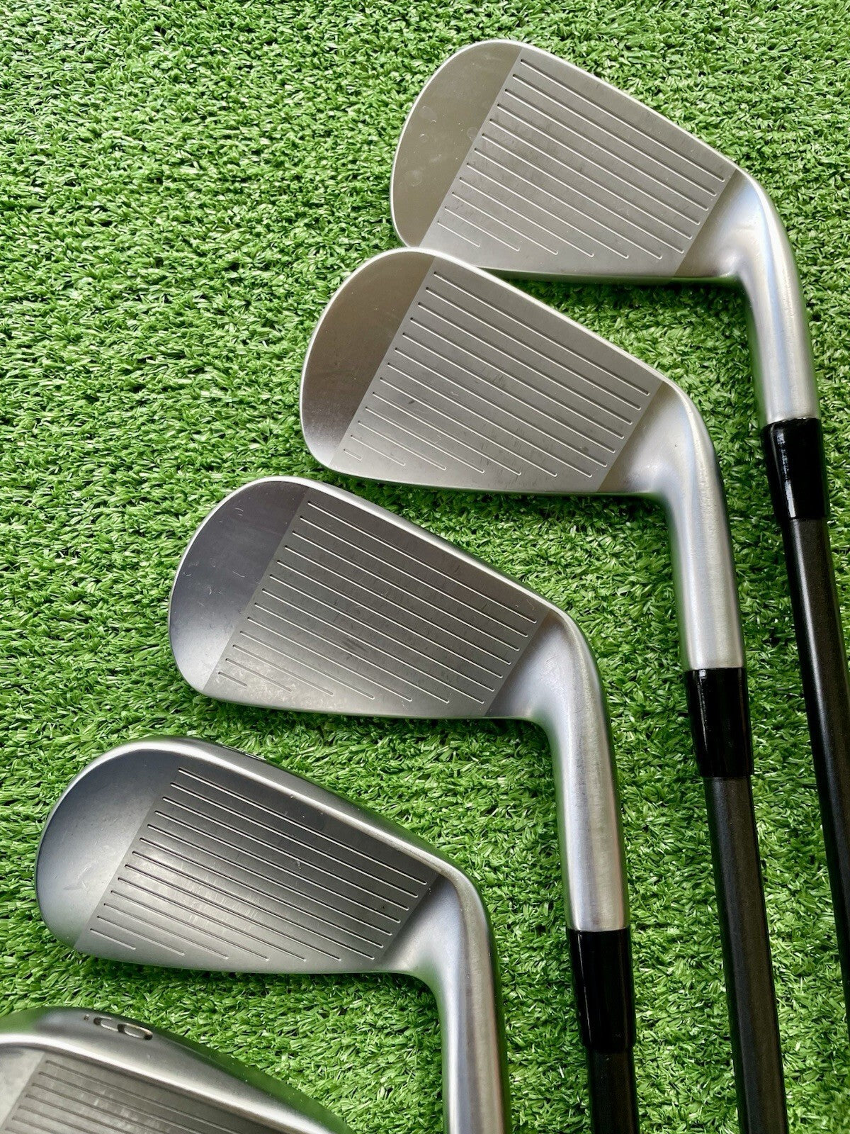 Mizuno JPX925 Forged Irons 5-PW+GW Stiff Flex Left Handed Mens Golf Clubs