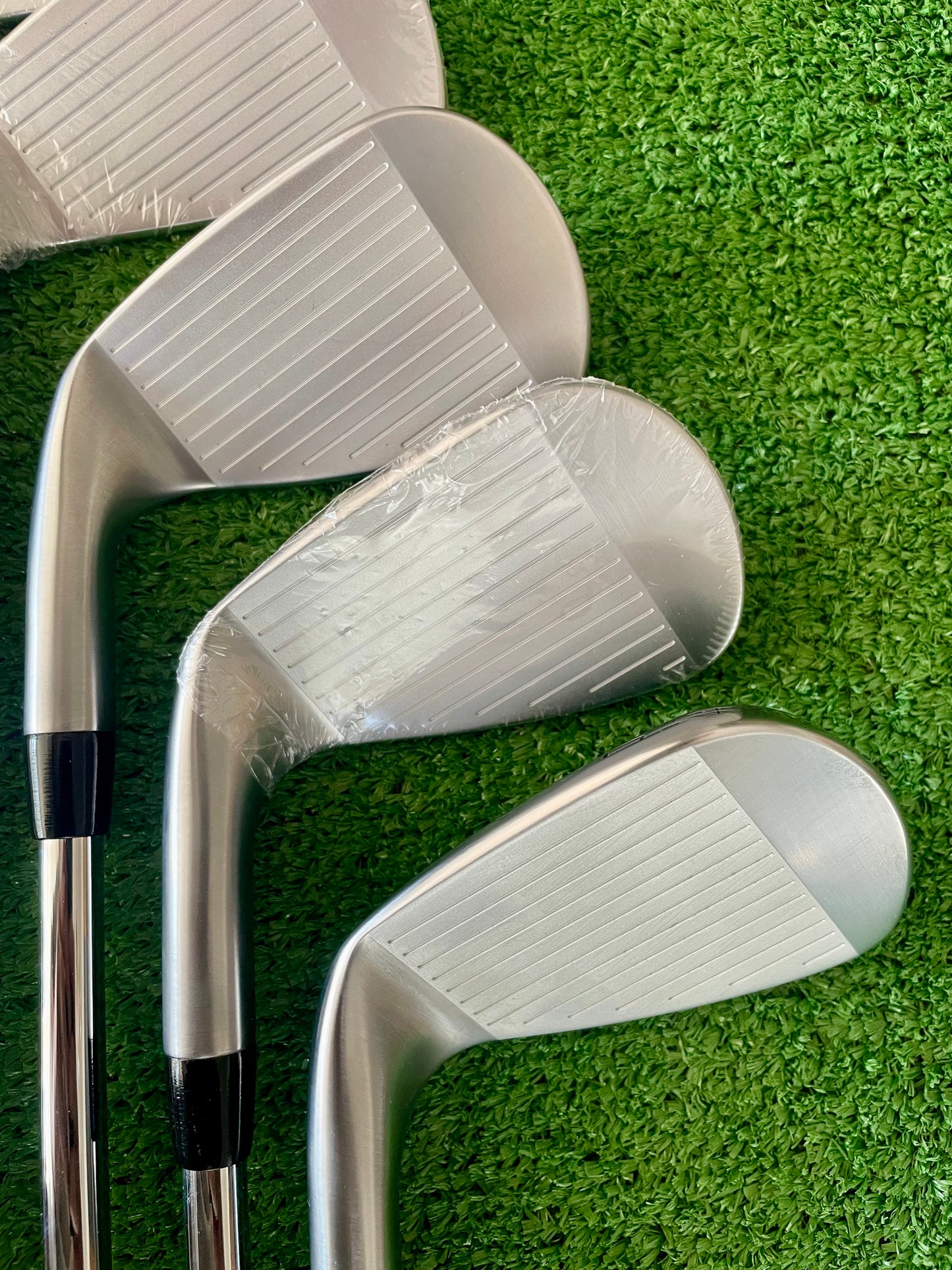 Titleist T150 Irons 5-PW Stiff Flex Right Handed Mens Golf Clubs