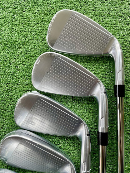 Taylormade Qi Max Irons 5-PW Regular Flex Left Handed Mens Golf Clubs