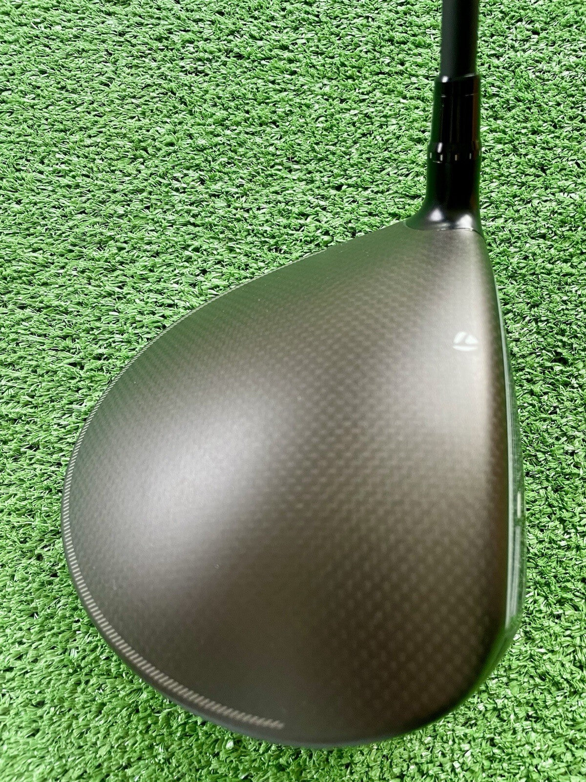 Taylormade Qi4D Max Driver 12 Degree Regular Flex Right Handed Mens Golf Club