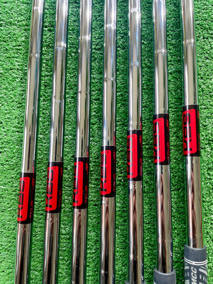 Mizuno Pro 243 Irons 4-PW Extra Stiff Flex Flex Right Handed Mens Golf Clubs