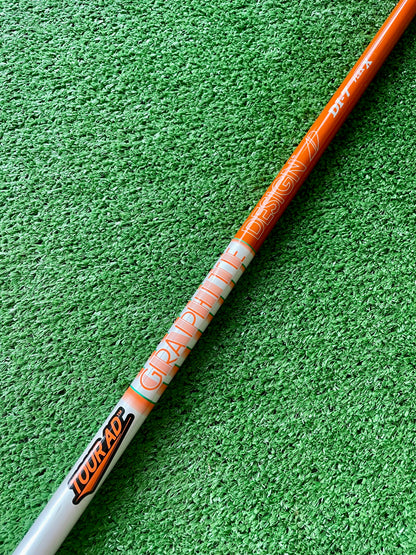 Srixon ZXi LS Driver 10.5 Degree Extra Stiff Flex Graphite Design Tour AD Shaft Right Handed Mens Golf Club