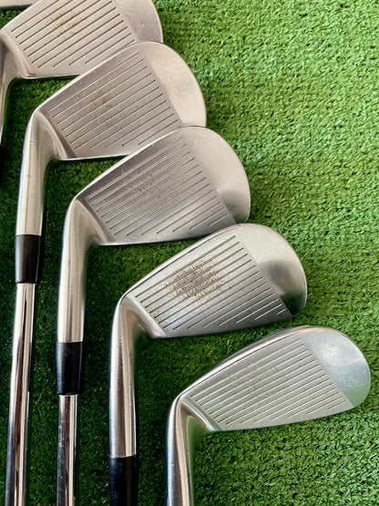 Mizuno MP25 Forged Irons 4-PW Stiff Flex Right Handed Mens Golf Clubs