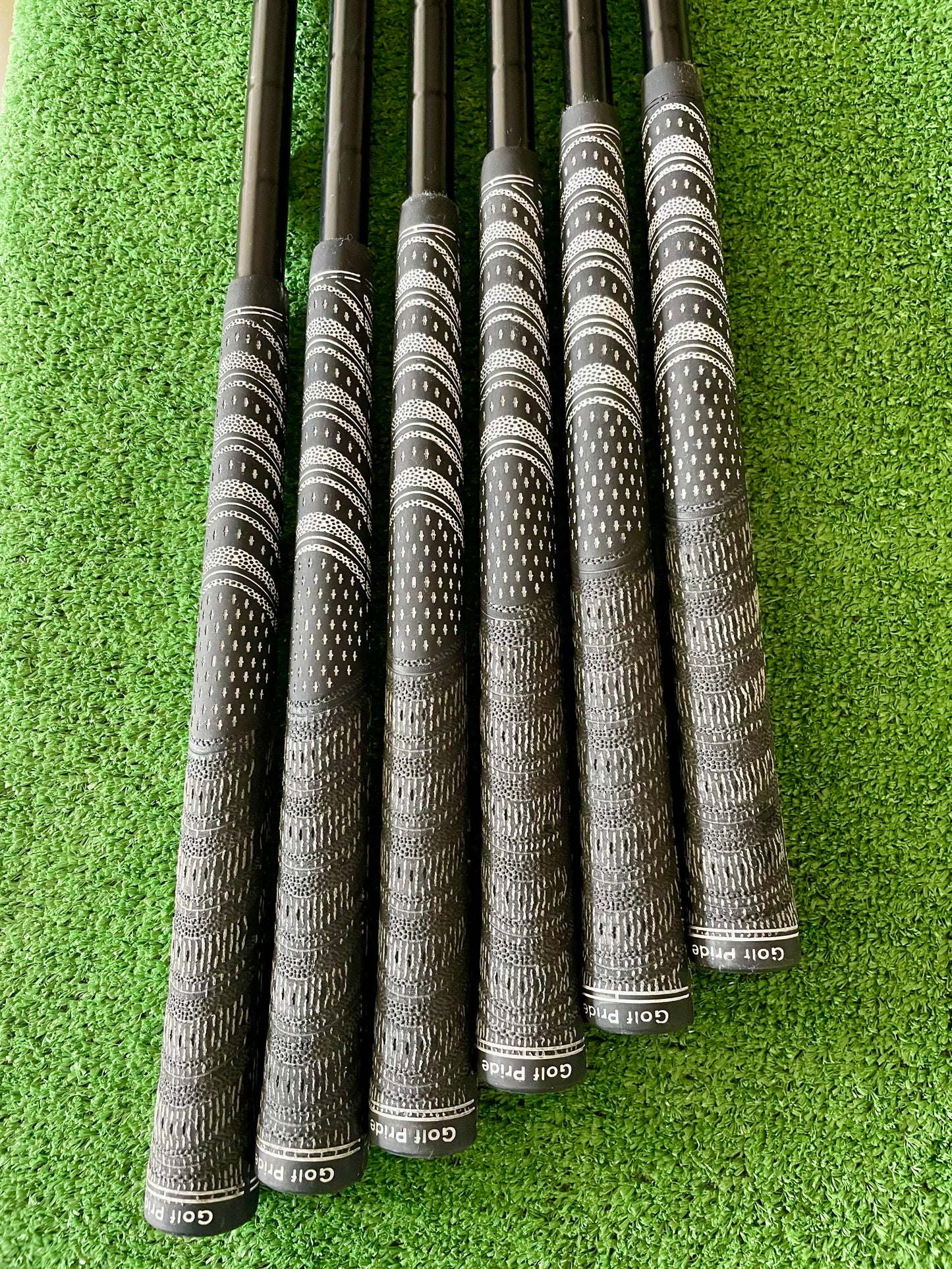 Titleist T100S Irons 5-PW Stiff Flex Right Handed Mens Golf Clubs