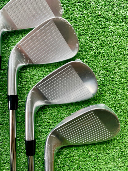 Callaway Quantum Max Irons 6-PW Regular Flex Right Handed Mens Golf Clubs