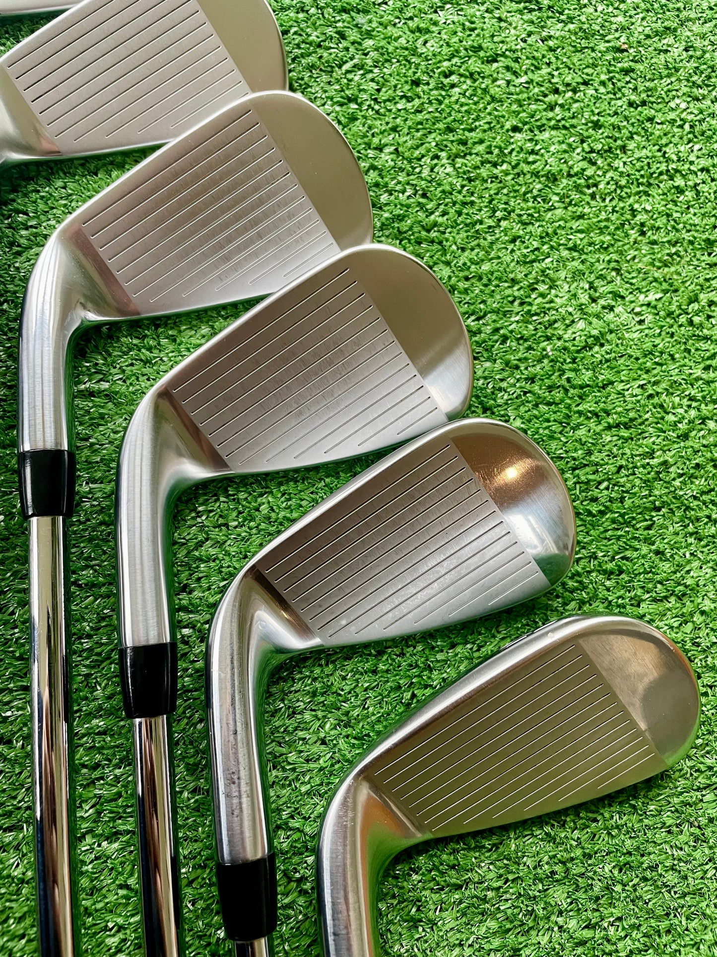 Titleist AP3 718 Irons 4-PW Regular Flex Right Handed Mens Golf Clubs