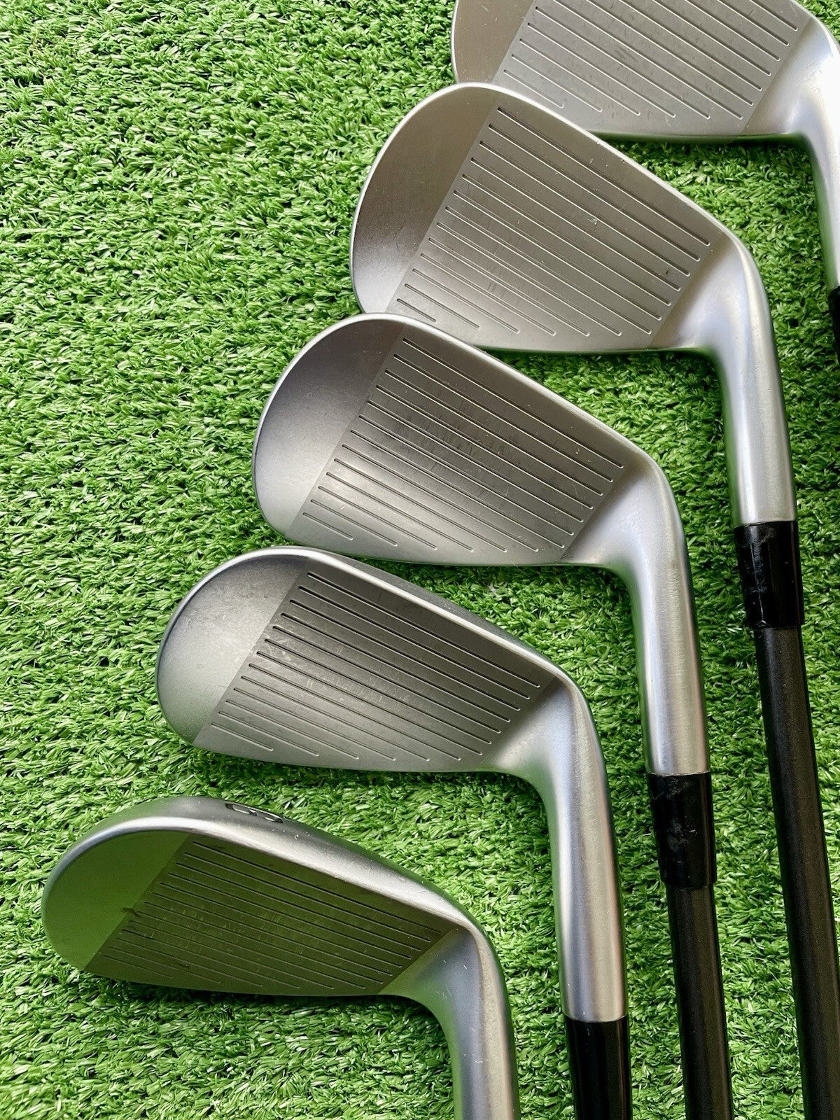 Mizuno JPX925 Forged Irons 5-PW+GW Stiff Flex Left Handed Mens Golf Clubs