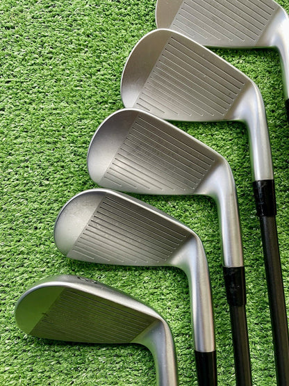 Mizuno JPX925 Forged Irons 5-PW+GW Stiff Flex Left Handed Mens Golf Clubs