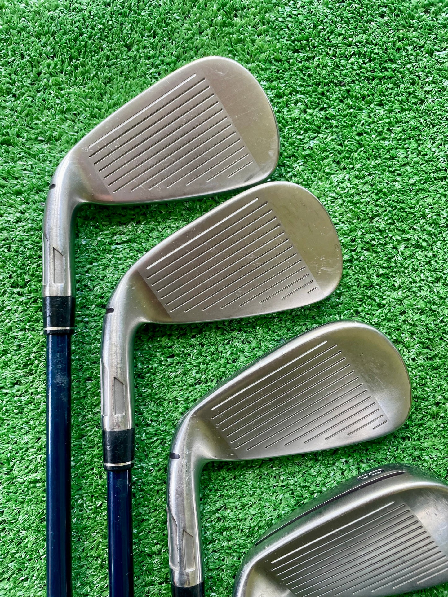 Taylormade Sim 2 Max Irons 5-PW Regular Flex Graphite Right Handed Mens Golf Clubs