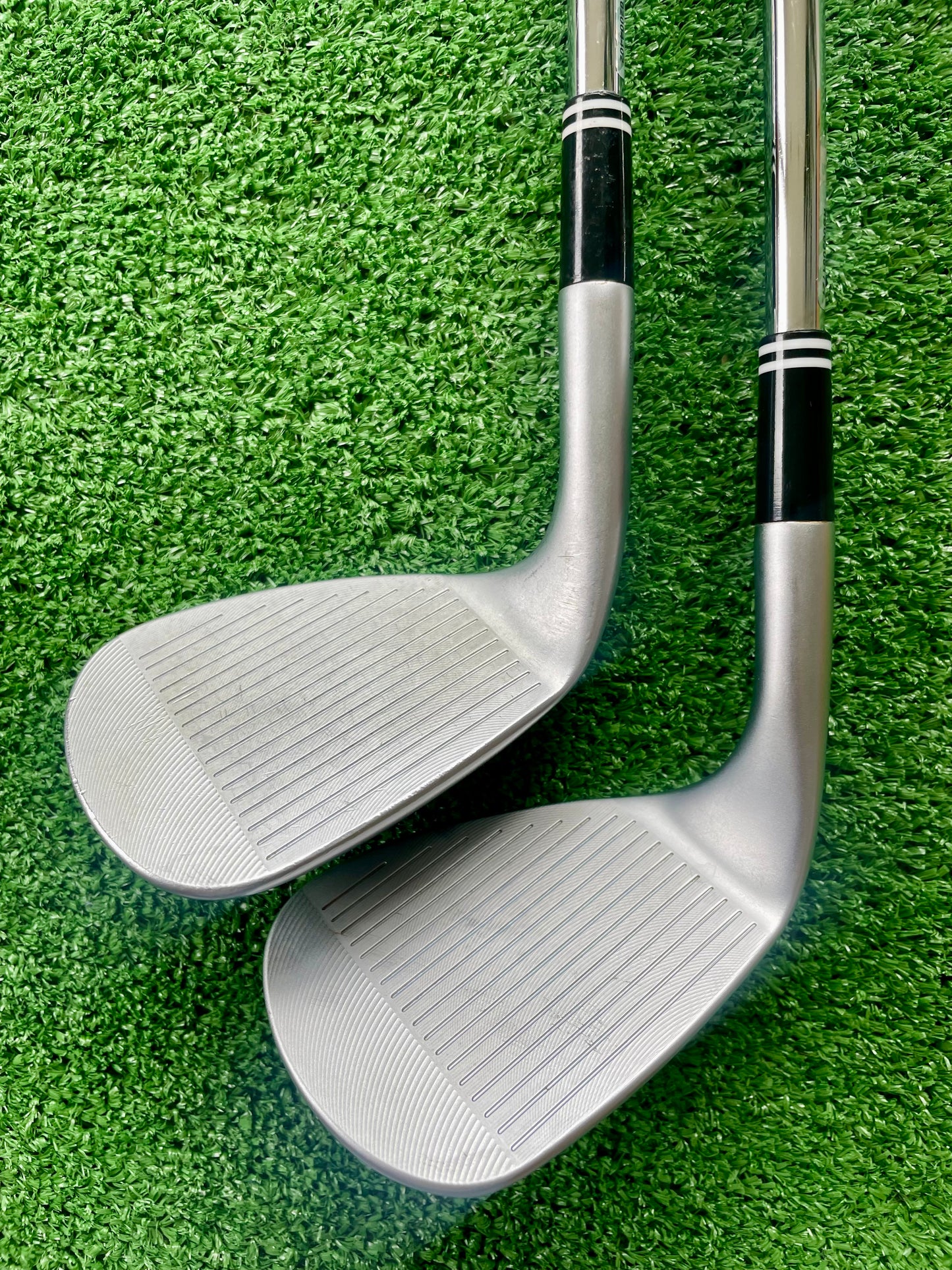 Cleveland CBX2 Wedge Set 50 58 Wedge Flex Right Handed Mens Golf Clubs