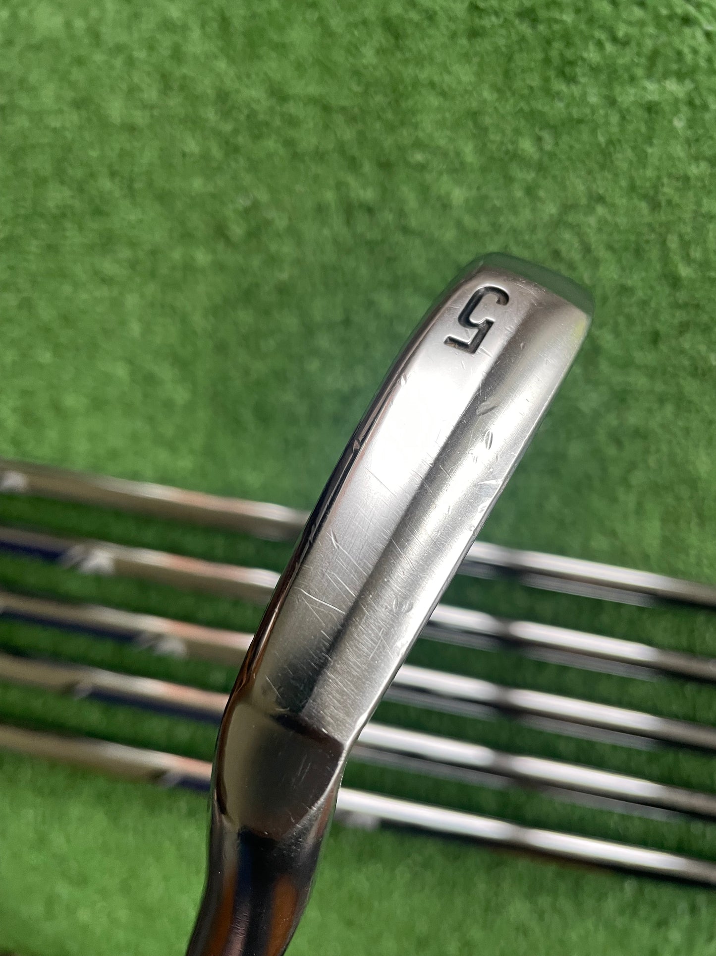 Srixon ZX7 Irons 5-PW Stiff Flex Right Handed Mens Golf Clubs