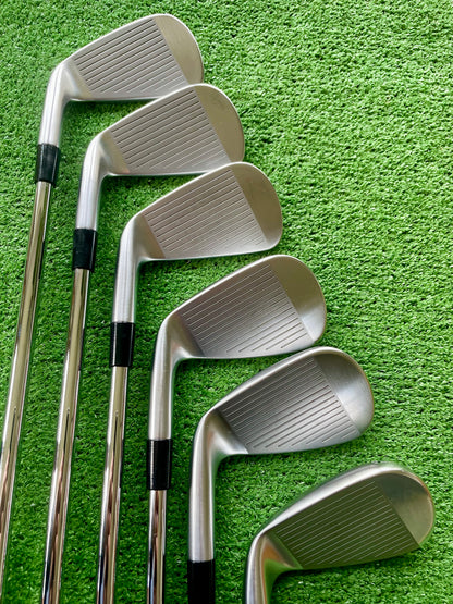 Taylormade P790 Irons Current Model 5-PW Regular Flex Right Handed Mens Golf Clubs