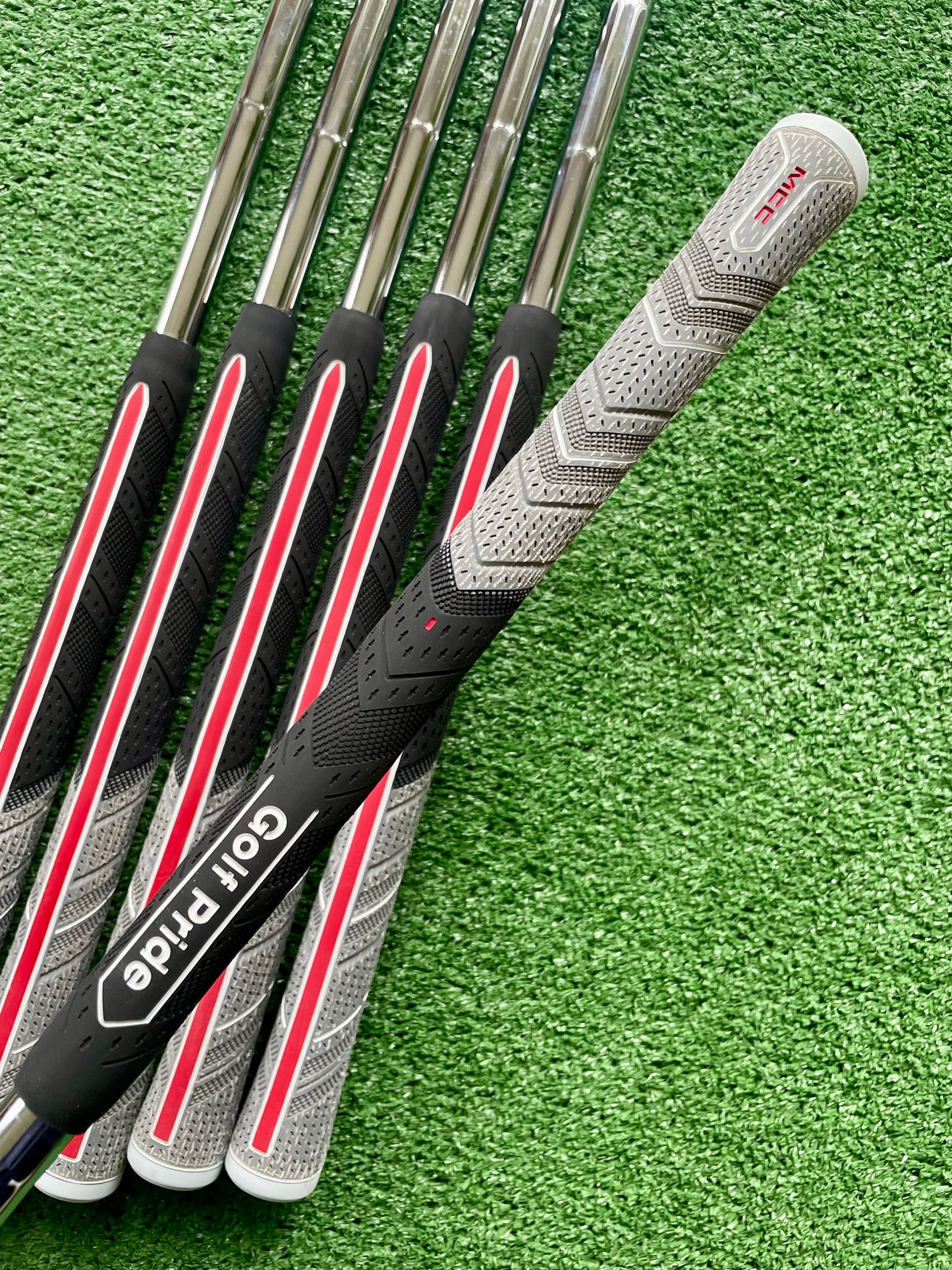 Titleist T150 Irons Current Model 5-PW Stiff Flex Right Handed Mens Golf Clubs