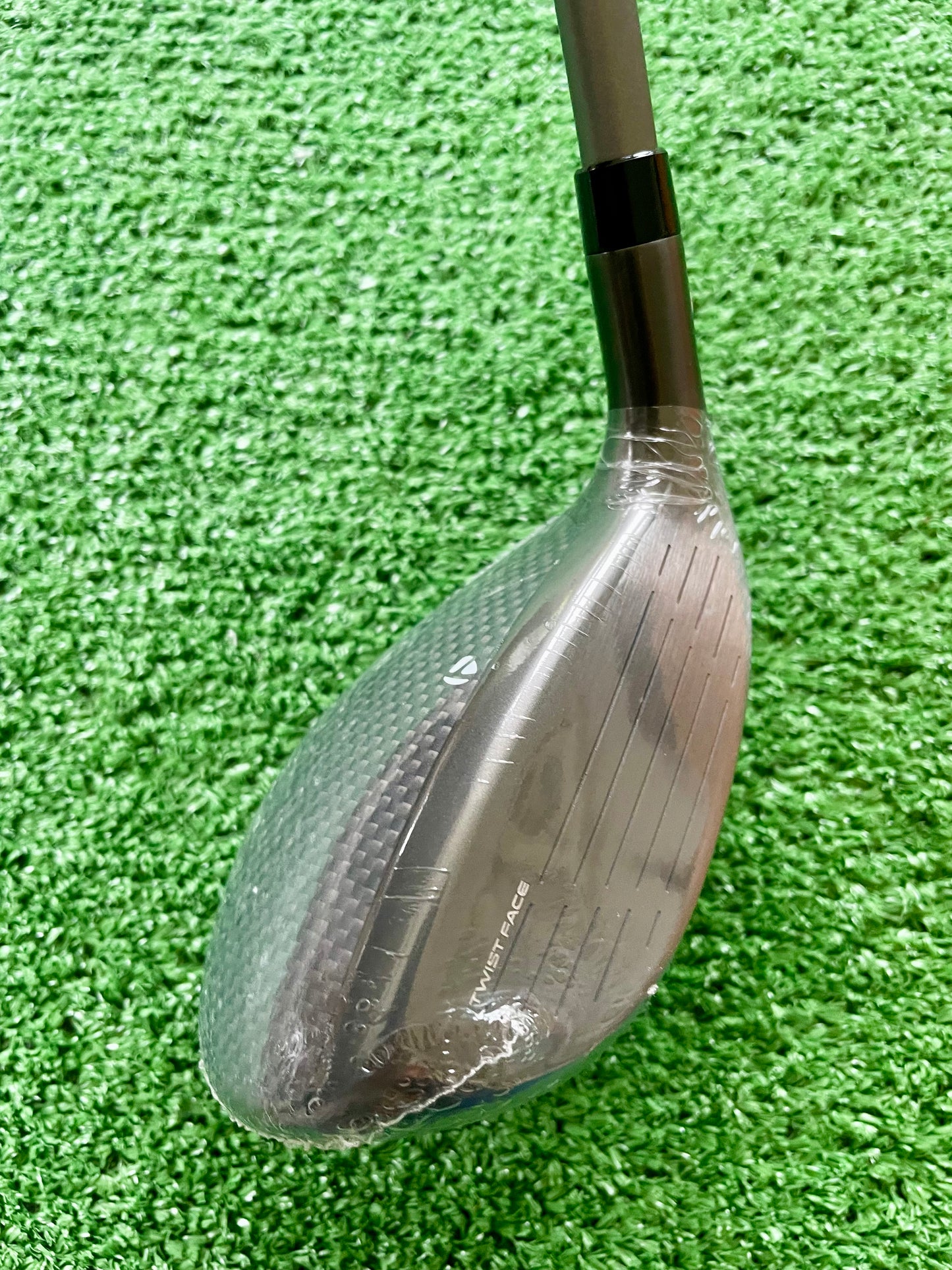 Taylormade Qi35 Max Hybrid 4 Rescue Regular Flex Right Handed Mens Golf Club