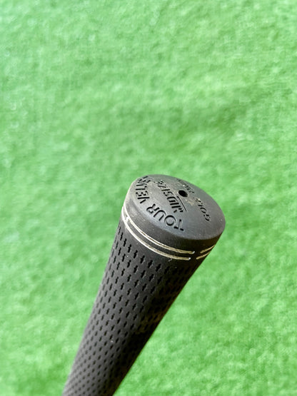 Cleveland XL Halo Hybrid 4 Rescue Regular Flex Right Handed Mens Golf Club