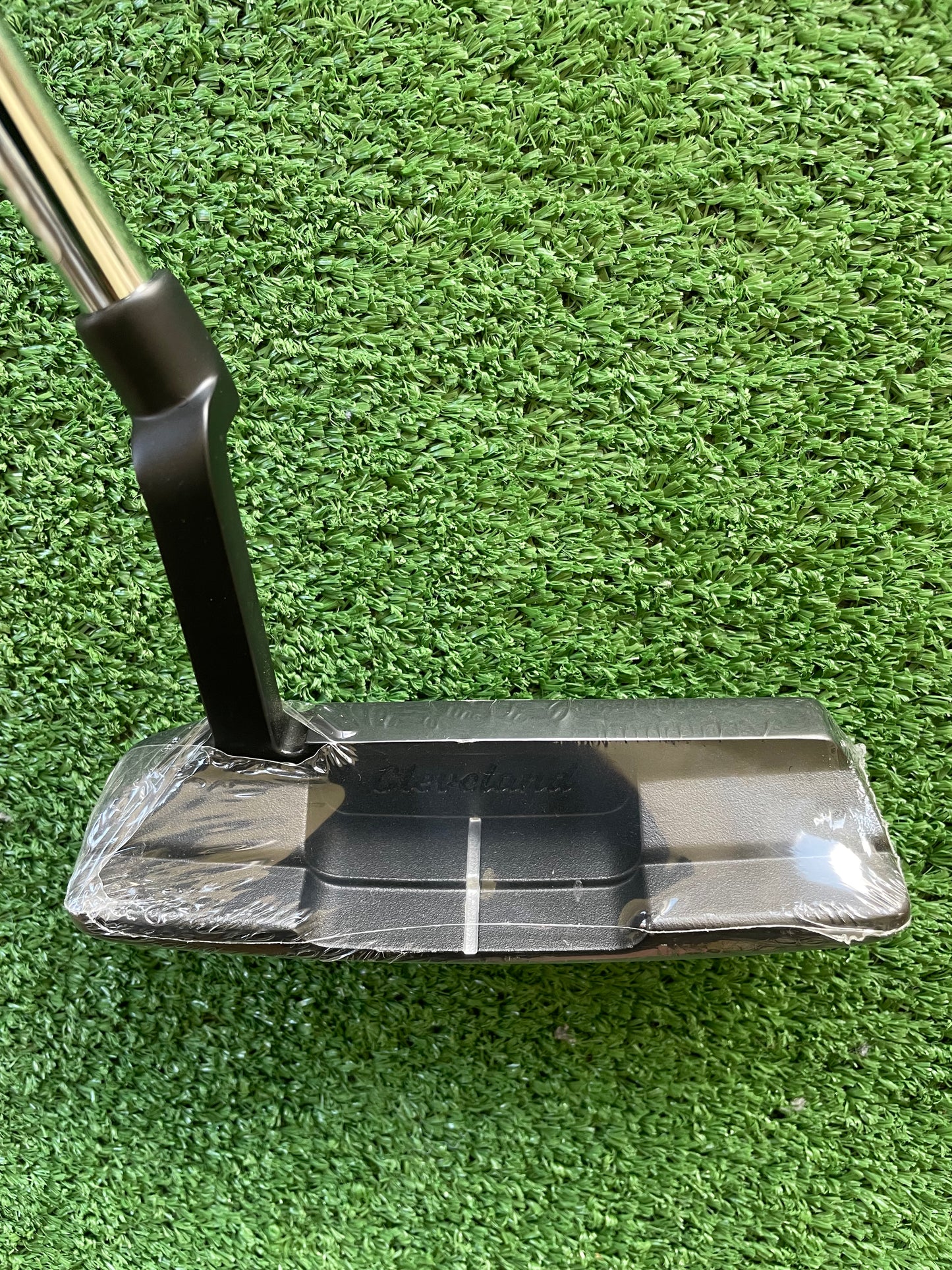 Cleveland HB Soft 2 Black 1 Putter 34" Right Handed Mens Golf Club