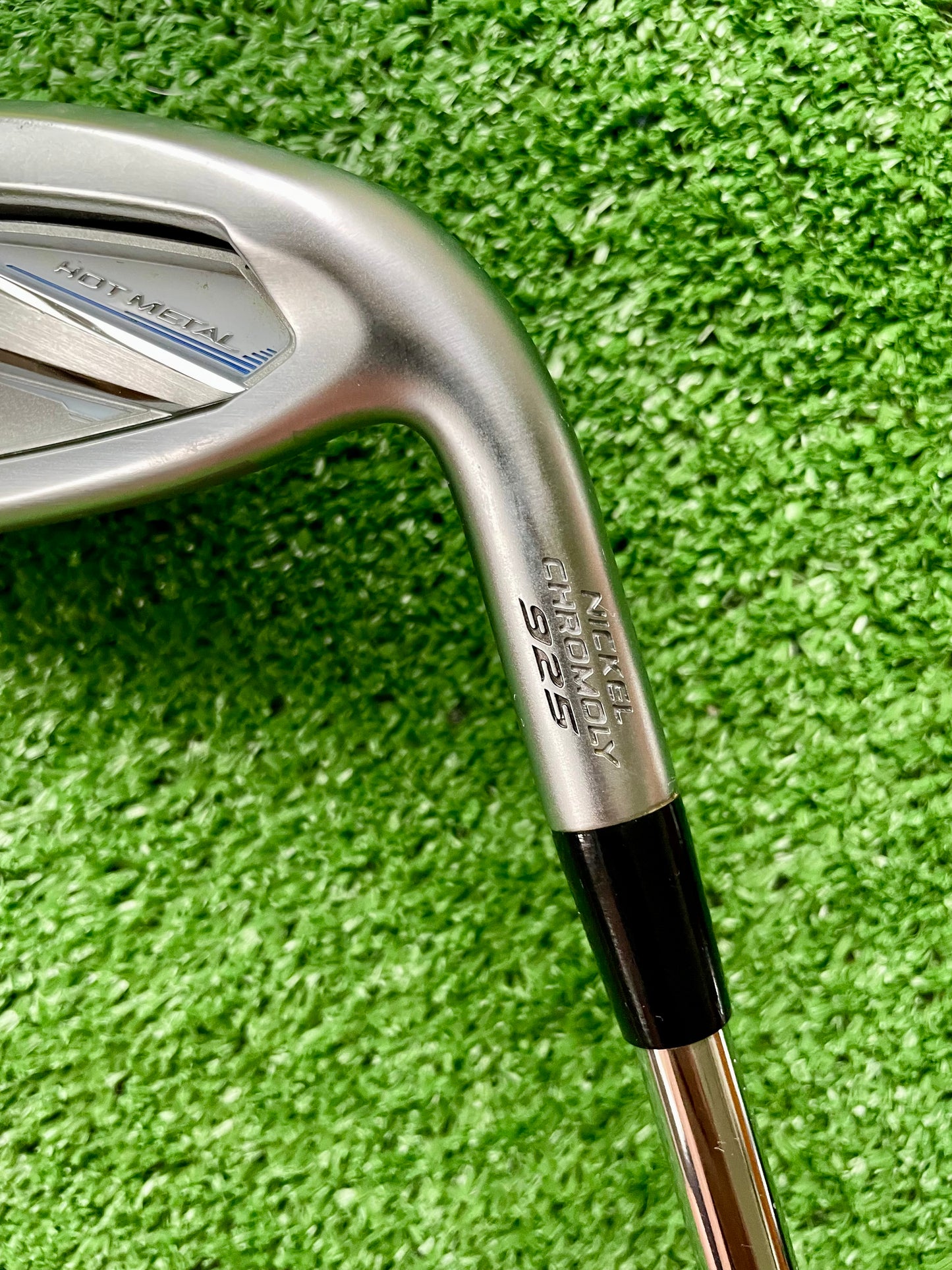 Mizuno JPX925 Hot Metal Irons 5-PW Regular Flex Right Handed Mens Golf Clubs