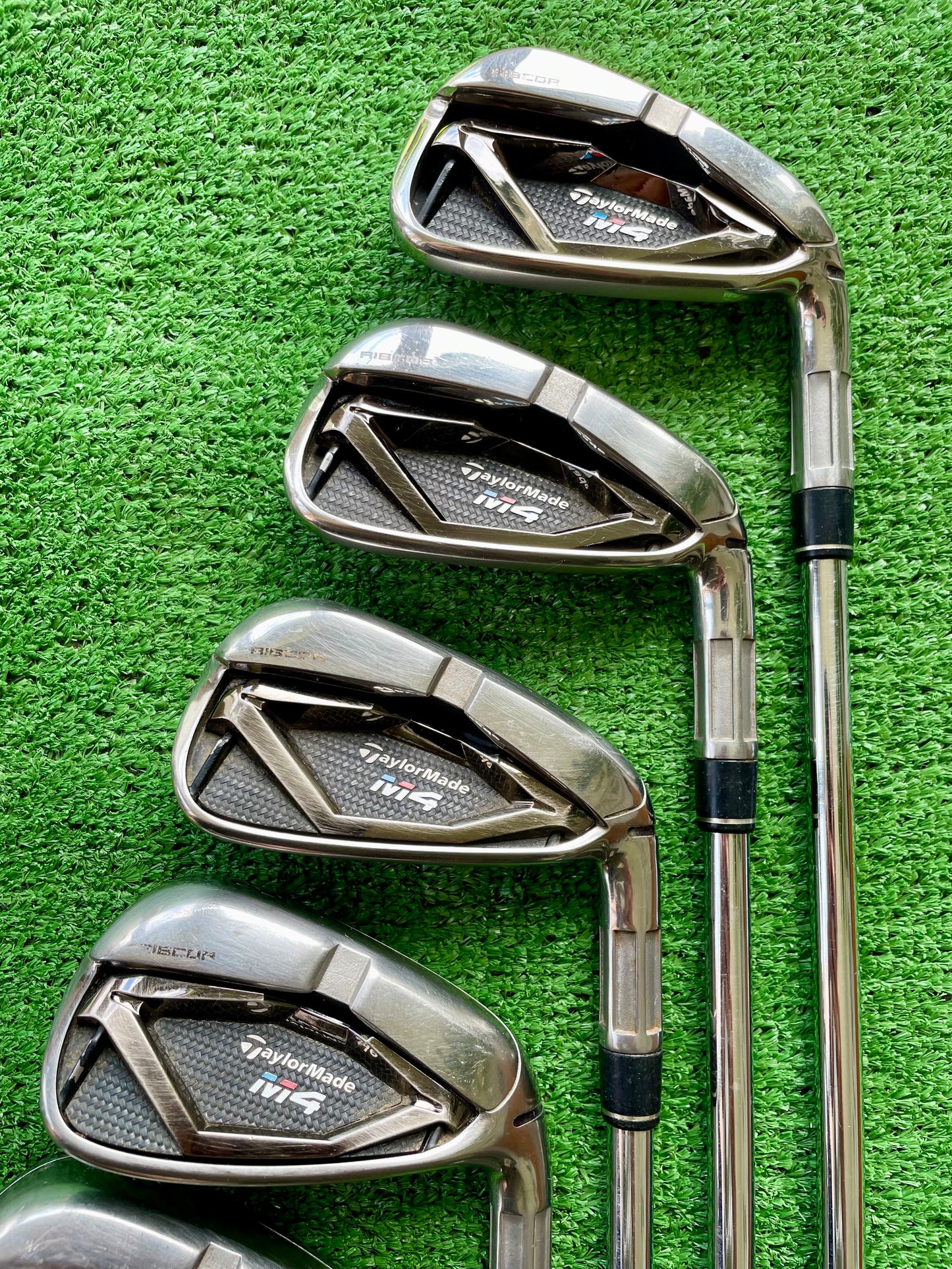Taylormade M4 Irons 5-SW Regular Flex Right Handed Mens Golf Clubs