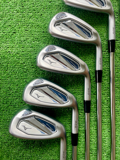 Mizuno JPX925 Hot Metal HL Irons Regular Flex Right Handed Mens Golf Clubs