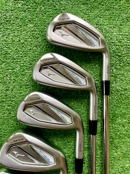 Mizuno JPX925 Hot Metal Irons 5-PW Regular Flex Right Handed Mens Golf Clubs