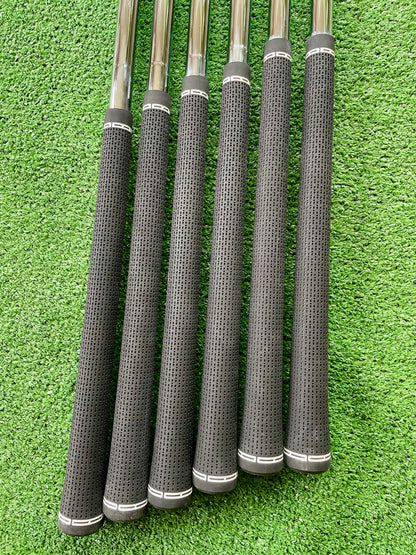 Titliest T200 Irons 5-PW Stiff Flex Right Handed Mens Golf Clubs