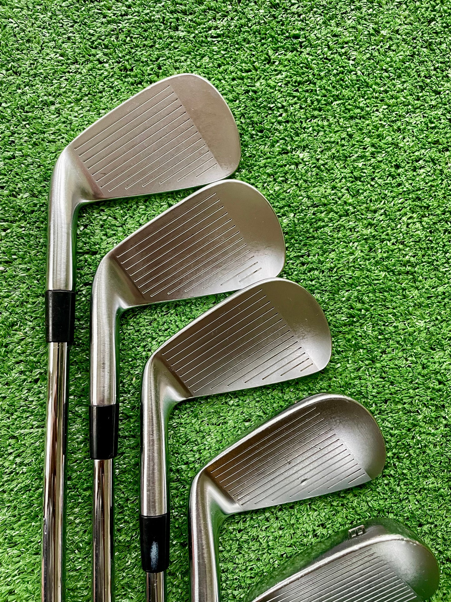 Taylormade P7MC P7MB Combo Irons 4-PW Extra Stiff Flex Right Handed Mens Golf Clubs