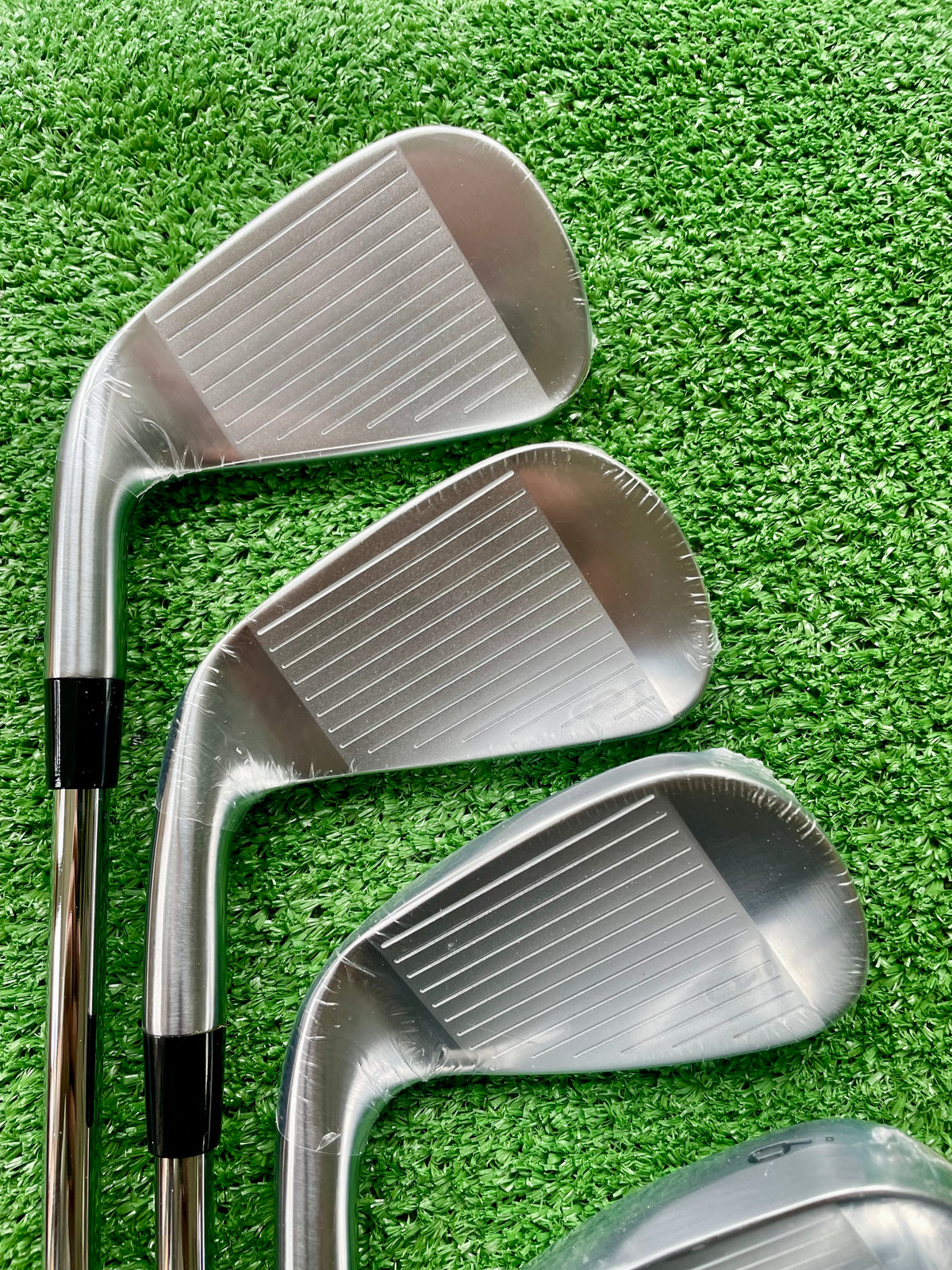Callaway Quantum Max Irons 6-PW Regular Flex Right Handed Mens Golf Clubs