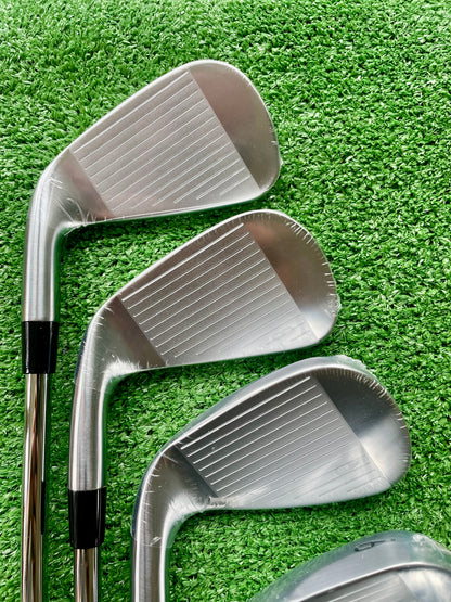 Callaway Quantum Max Irons 6-PW Regular Flex Right Handed Mens Golf Clubs