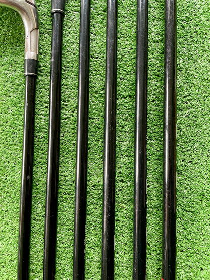 Taylormade Stealth Irons 5-PW Regular Flex Graphite Right Handed Mens Golf Clubs