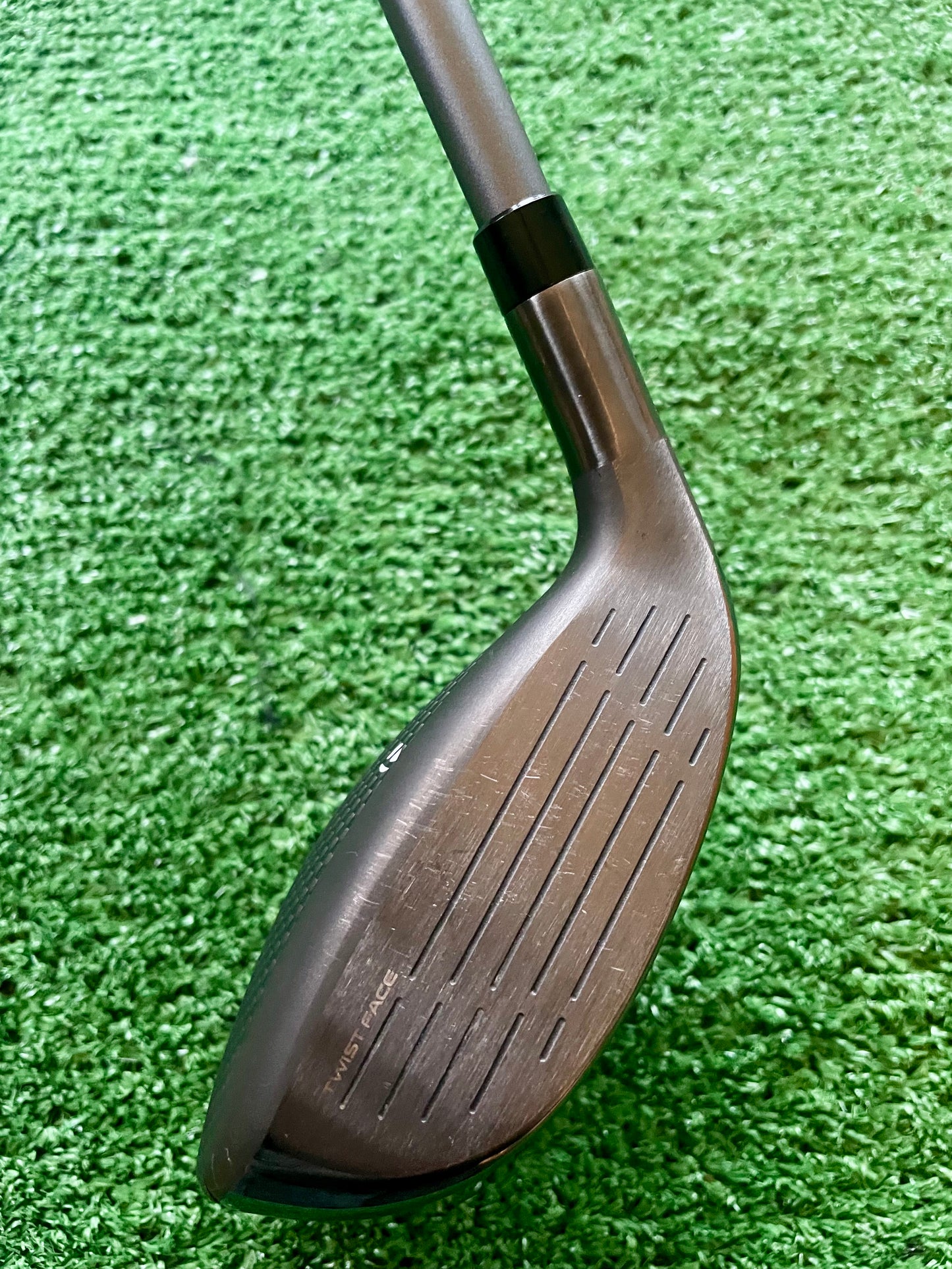 Taylormade Qi35 Max Hybrid 4 Rescue Regular Flex Right Handed Mens Golf Club