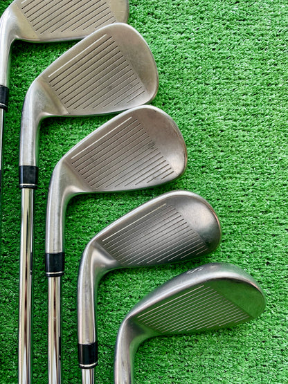 Taylormade M4 Irons 5-SW Regular Flex Right Handed Mens Golf Clubs