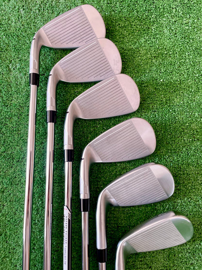 Taylormade Qi Irons 5-PW Regular Flex Right Handed Mens Golf Clubs