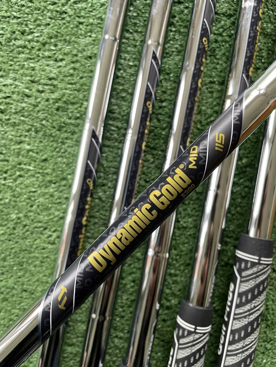Mizuno Pro 243 Irons / 5-PW / Stiff / RH / Mens