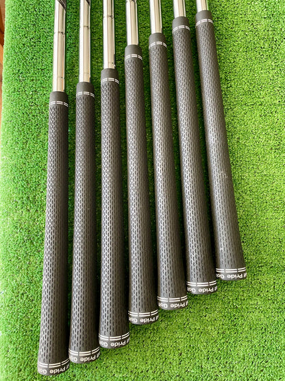 Ping i530 / i240 Combo Irons 4-PW Regular Flex Right Handed Mens Golf Clubs