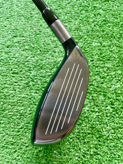 Callaway Apex UW Utility Wood 17 Degress Stiff Flex Right Handed Mens Golf Club
